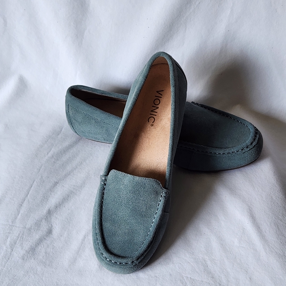 Vionic Debbie Suede Leather Loafers